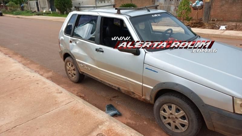 Motociclista sofre ferimento grave na cabeça após colidir contra carro nesta tarde de domingo em Rolim de Moura - Vídeo Motociclista sofre ferimento grave na cabeça após colidir contra carro nesta tarde de domingo em Rolim de Moura - Vídeo