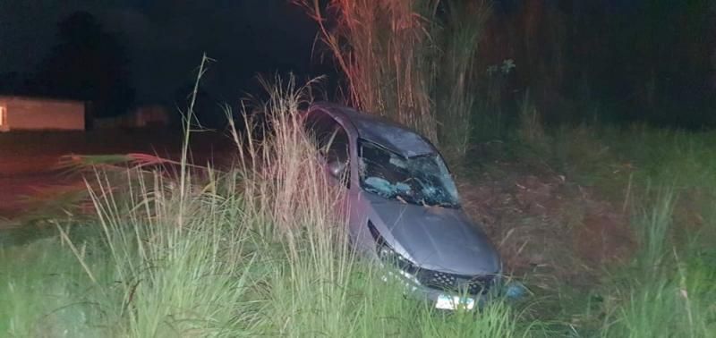 Motorista capota veículo ao colidir com capivara na BR 364 em RO Motorista capota veículo ao colidir com capivara na BR 364 em RO