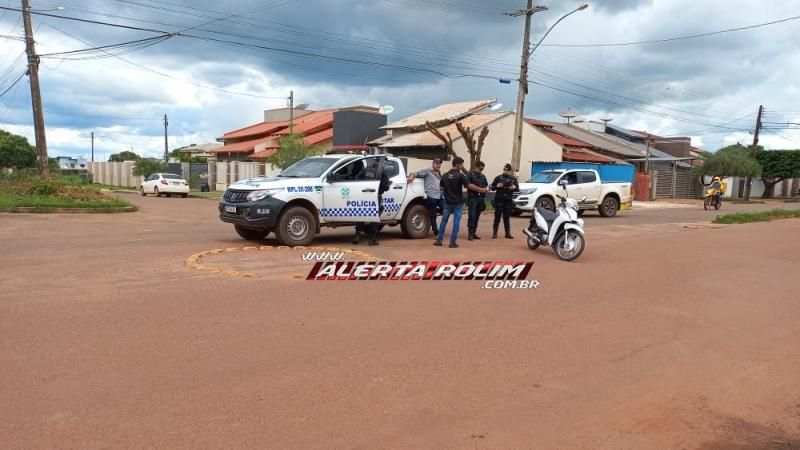 No segundo acidente do dia, condutor de Bros foge do local após colidir em Biz no bairro Cidade Alta em Rolim de Moura No segundo acidente do dia, condutor de Bros foge do local após colidir em Biz no bairro Cidade Alta em Rolim de Moura