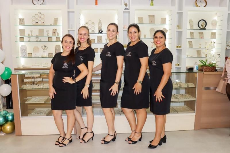 Ótica e Relojoaria Safira reinaugura em Rolim de Moura com um ambiente moderno e acolhedor - VÍDEO Ótica e Relojoaria Safira reinaugura em Rolim de Moura com um ambiente moderno e acolhedor - VÍDEO