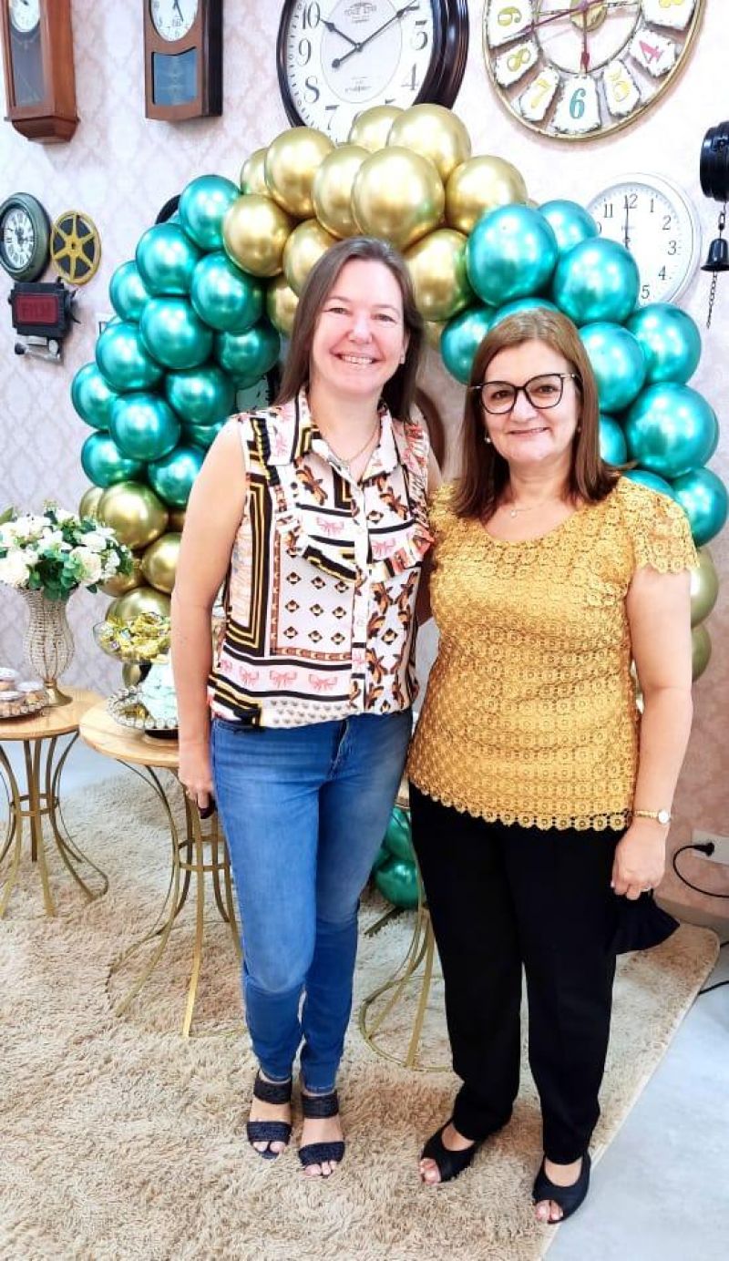 Ótica e Relojoaria Safira reinaugura em Rolim de Moura com um ambiente moderno e acolhedor - VÍDEO Ótica e Relojoaria Safira reinaugura em Rolim de Moura com um ambiente moderno e acolhedor - VÍDEO