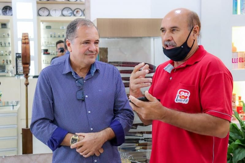 Ótica e Relojoaria Safira reinaugura em Rolim de Moura com um ambiente moderno e acolhedor - VÍDEO Ótica e Relojoaria Safira reinaugura em Rolim de Moura com um ambiente moderno e acolhedor - VÍDEO