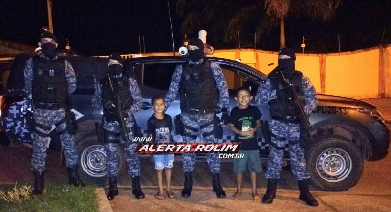 Após pedido ao “Papai Noel”, Polícia Militar em Rolim de Moura realiza surpresa a criança que sonha em ser policial; assista ao vídeo Após pedido ao “Papai Noel”, Polícia Militar em Rolim de Moura realiza surpresa a criança que sonha em ser policial; assista ao vídeo