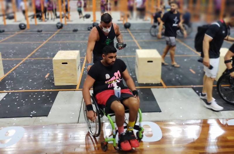 Atleta rolimourense fica em 3º colocado no Campeonato Brasileiro de CrossFit adaptado Rio Carioca Games; vídeo Atleta rolimourense fica em 3º colocado no Campeonato Brasileiro de CrossFit adaptado Rio Carioca Games; vídeo