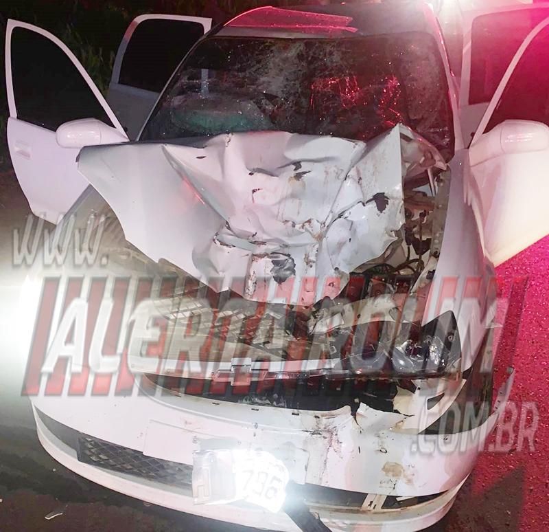 Motociclista sofre fratura após colidir frontalmente com carro na RO-010 em Rolim de Moura Motociclista sofre fratura após colidir frontalmente com carro na RO-010 em Rolim de Moura