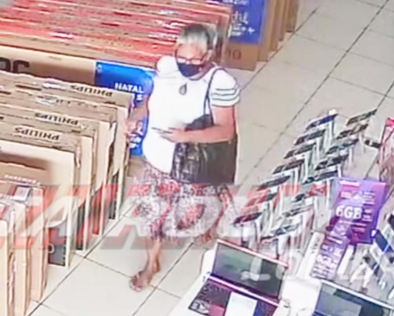 Criminosos foram flagrados enquanto praticavam furto na Loja Gazin em Rolim de Moura; Veja o vídeo da ação Criminosos foram flagrados enquanto praticavam furto na Loja Gazin em Rolim de Moura; Veja o vídeo da ação