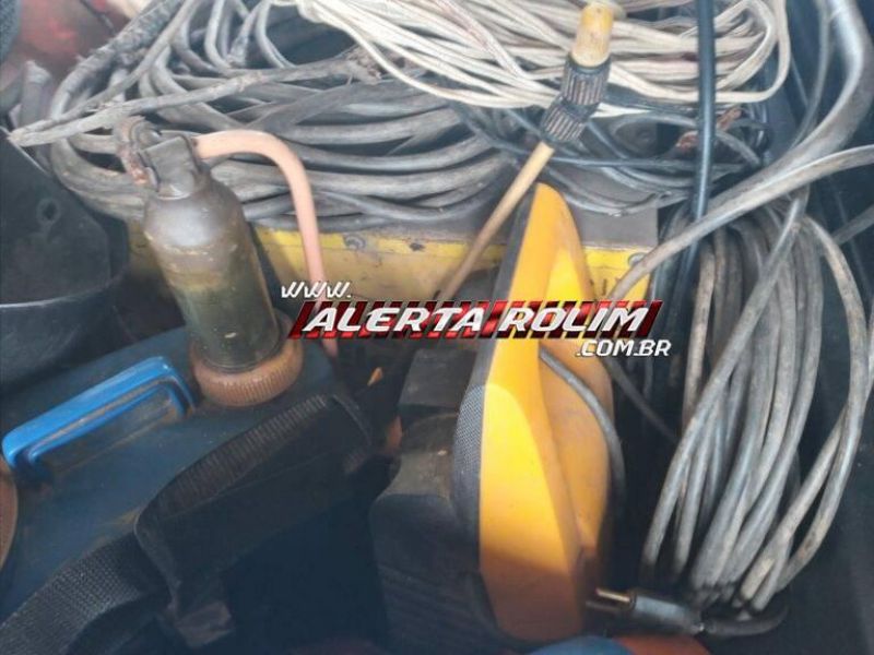 Suspeito da prática de crime de homicídio em Santa Luzia foi preso durante trabalho em conjunto da Polícia Civil e Polícia Militar Suspeito da prática de crime de homicídio em Santa Luzia foi preso durante trabalho em conjunto da Polícia Civil e Polícia Militar