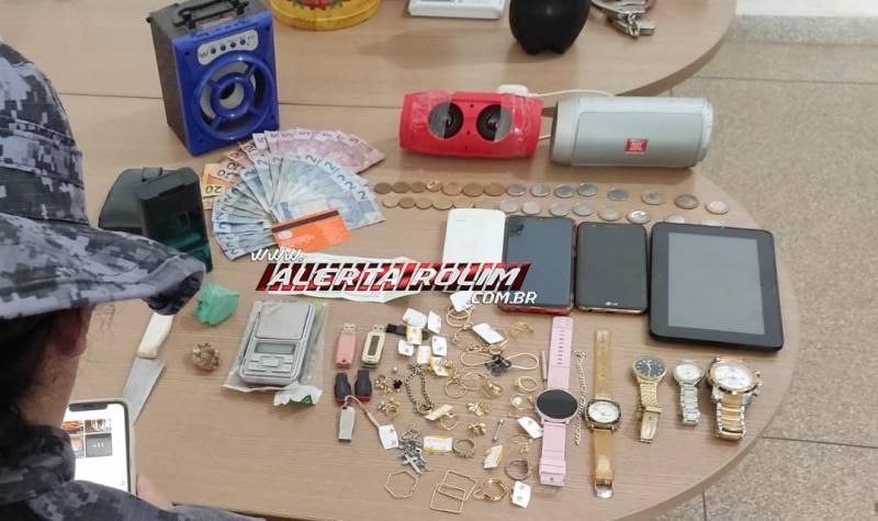 Acusado de tráfico de drogas foi preso durante trabalho em conjunto entre a PM e PC em Rolim de Moura; Vídeo Acusado de tráfico de drogas foi preso durante trabalho em conjunto entre a PM e PC em Rolim de Moura; Vídeo