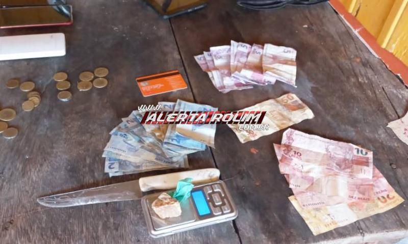 Acusado de tráfico de drogas foi preso durante trabalho em conjunto entre a PM e PC em Rolim de Moura; Vídeo Acusado de tráfico de drogas foi preso durante trabalho em conjunto entre a PM e PC em Rolim de Moura; Vídeo
