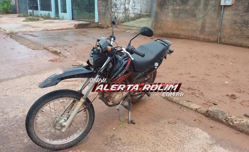 Moto furtada foi recuperada pela Polícia Militar em Rolim de Moura Moto furtada foi recuperada pela Polícia Militar em Rolim de Moura