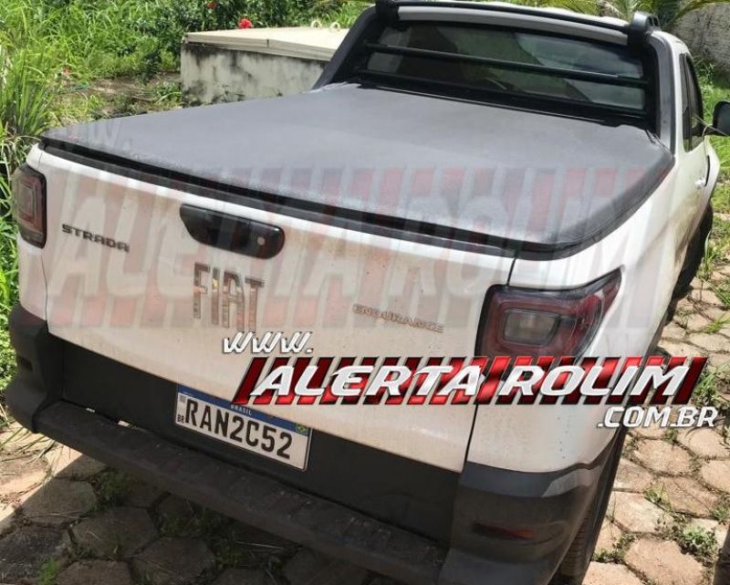 Ação conjunta entre PM e PRF resulta na apreensão de um veículo clonado em Nova Estrela Ação conjunta entre PM e PRF resulta na apreensão de um veículo clonado em Nova Estrela
