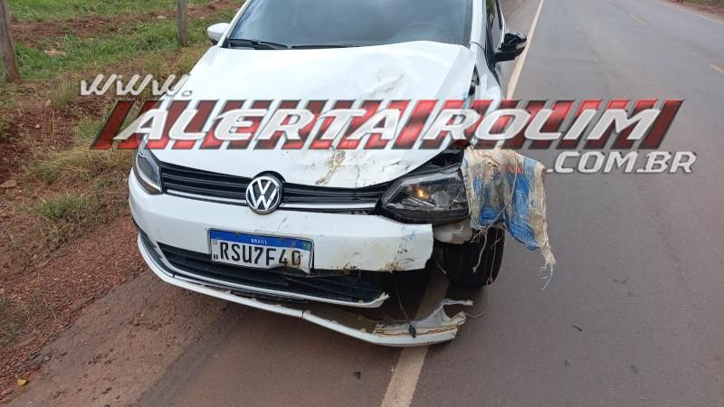 Colisão entre carro e moto foi registrada na RO 010 neste sábado em Rolim de Moura Colisão entre carro e moto foi registrada na RO 010 neste sábado em Rolim de Moura