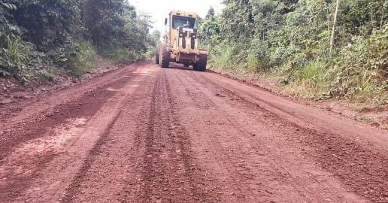 Concluída a ponte do travessão das linhas 196 para 200 lado sul em Rolim de Moura Concluída a ponte do travessão das linhas 196 para 200 lado sul em Rolim de Moura