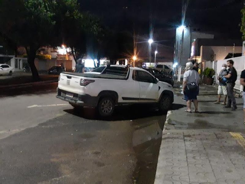 Homem que estava desaparecido é encontrado sem vida dentro de veículo no centro de Cacoal Homem que estava desaparecido é encontrado sem vida dentro de veículo no centro de Cacoal