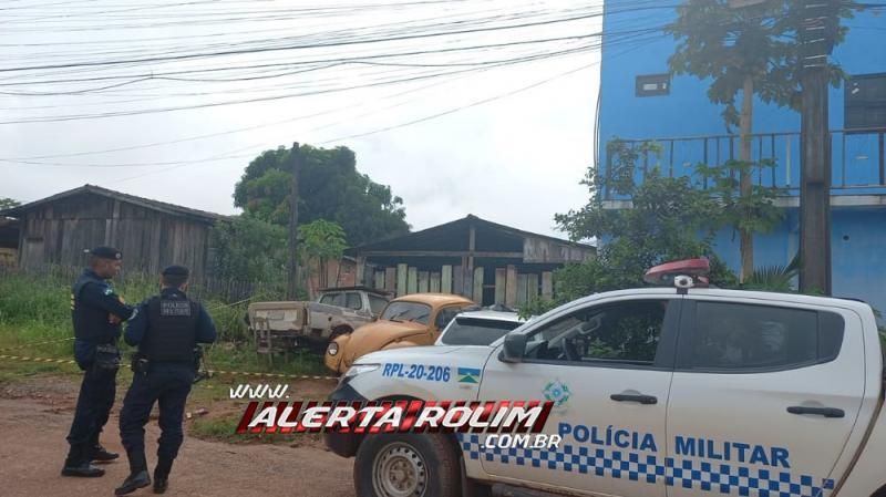 Lanterneiro é assassinado com três facadas no peito em Rolim de Moura; Delegado Daniel Hoffmann fala sobre o caso – Vídeo Lanterneiro é assassinado com três facadas no peito em Rolim de Moura; Delegado Daniel Hoffmann fala sobre o caso – Vídeo