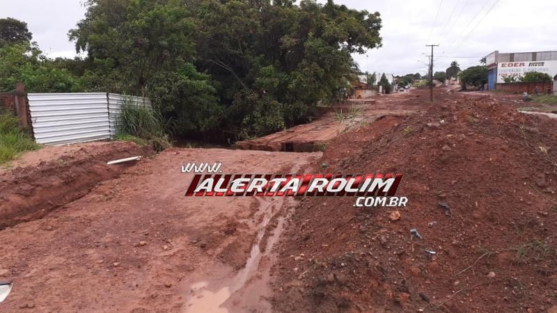 PM recupera moto que foi roubada durante essa madrugada em Rolim de Moura PM recupera moto que foi roubada durante essa madrugada em Rolim de Moura