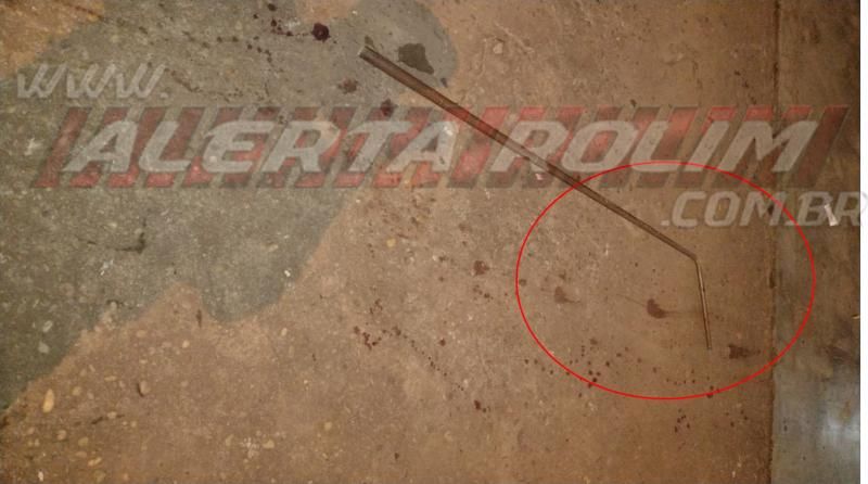 ATUALIZADA- Homem é baleado enquanto jogava sinuca em bar do bairro Olímpico em Rolim de Moura - Vídeo ATUALIZADA- Homem é baleado enquanto jogava sinuca em bar do bairro Olímpico em Rolim de Moura - Vídeo