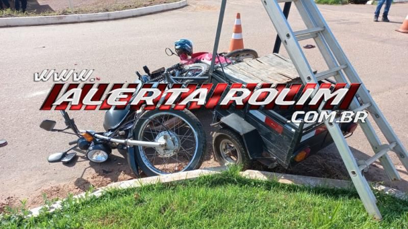 Condutor de moto adulterada foge da UPA após avançar via e ocasionar acidente em Rolim de Moura – Vídeo Condutor de moto adulterada foge da UPA após avançar via e ocasionar acidente em Rolim de Moura – Vídeo
