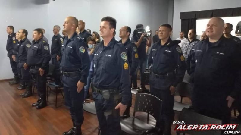 Destaque operacional - 10º Batalhão e policiais militares são homenageados pela SESDEC; Vídeo Destaque operacional - 10º Batalhão e policiais militares são homenageados pela SESDEC; Vídeo