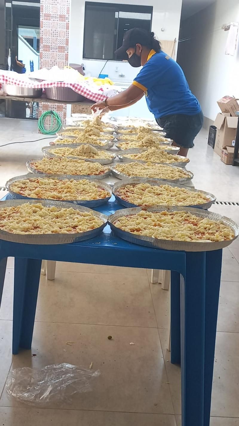 Lions clube Beira Rio de Rolim de Moura realiza campanha "Pizza beneficente do Lions clube" Lions clube Beira Rio de Rolim de Moura realiza campanha "Pizza beneficente do Lions clube"