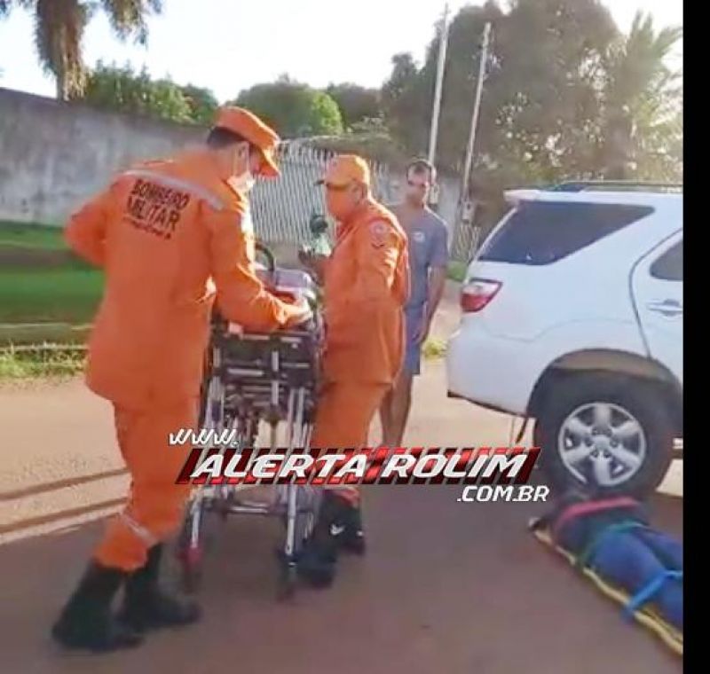 Ocupantes de Biz ficaram feridas após atingirem lateral de camioneta nesta manhã em Rolim de Moura – Vídeo Ocupantes de Biz ficaram feridas após atingirem lateral de camioneta nesta manhã em Rolim de Moura – Vídeo