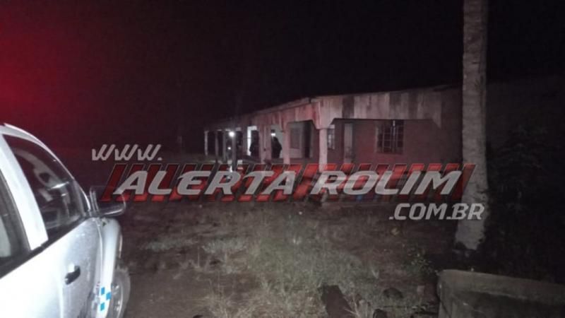 URGENTE - Homem degolado foi encontrado em residência nesta noite em Rolim de Moura URGENTE - Homem degolado foi encontrado em residência nesta noite em Rolim de Moura