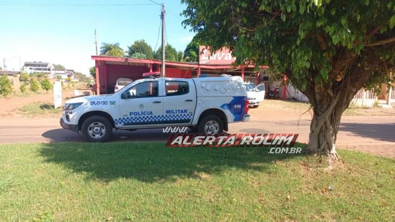 Acidente de trânsito envolvendo caminhão e Biz deixou uma pessoa ferida em Rolim de Moura Acidente de trânsito envolvendo caminhão e Biz deixou uma pessoa ferida em Rolim de Moura