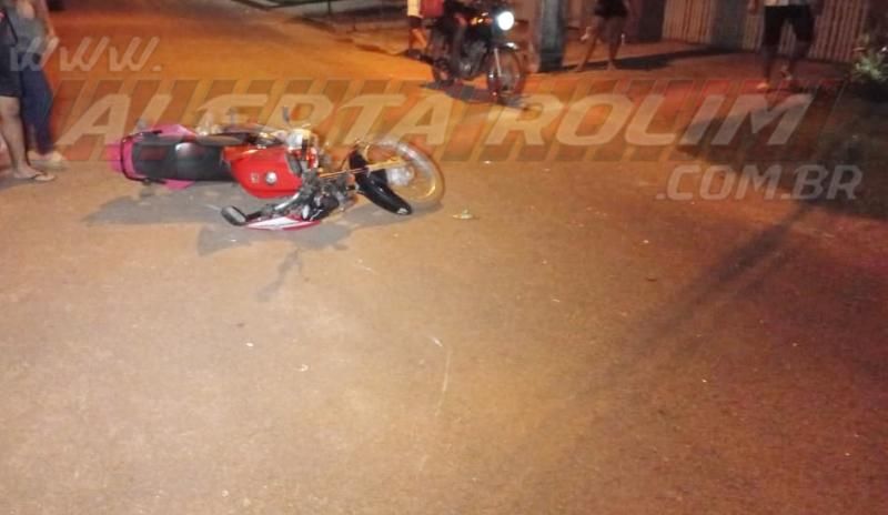 Colisão entre carro e moto foi registrada na noite de segunda-feira no Jequitibá em Rolim de Moura Colisão entre carro e moto foi registrada na noite de segunda-feira no Jequitibá em Rolim de Moura