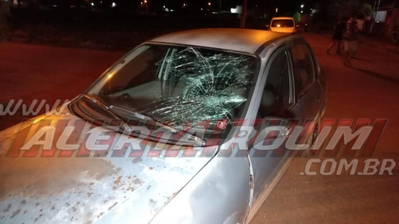 Colisão entre carro e moto foi registrada na noite de segunda-feira no Jequitibá em Rolim de Moura Colisão entre carro e moto foi registrada na noite de segunda-feira no Jequitibá em Rolim de Moura