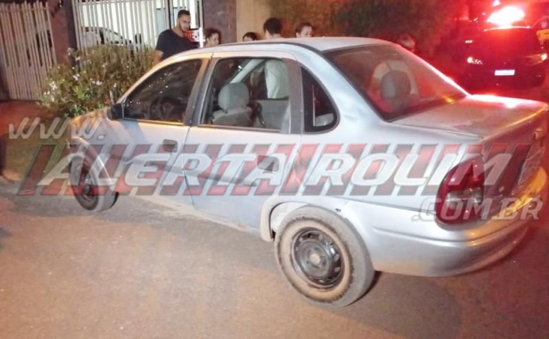 Colisão entre carro e moto foi registrada na noite de segunda-feira no Jequitibá em Rolim de Moura Colisão entre carro e moto foi registrada na noite de segunda-feira no Jequitibá em Rolim de Moura
