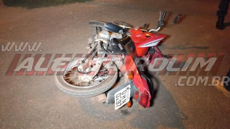Colisão entre carro e moto foi registrada na noite de segunda-feira no Jequitibá em Rolim de Moura Colisão entre carro e moto foi registrada na noite de segunda-feira no Jequitibá em Rolim de Moura