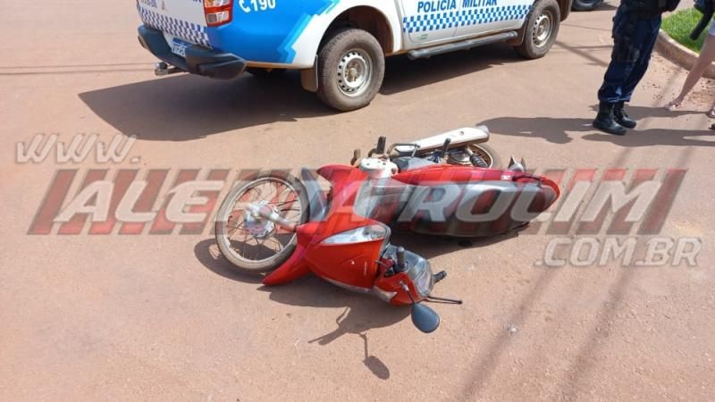 Colisão entre duas motos deixou condutores feridas em Rolim de Moura Colisão entre duas motos deixou condutores feridas em Rolim de Moura