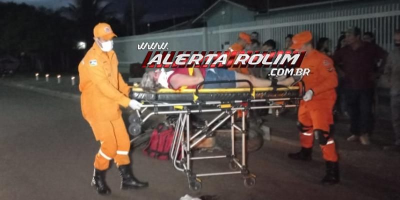 Colisão frontal entre duas motos na Avenida São Paulo deixou três feridos nesta noite em Rolim de Moura Colisão frontal entre duas motos na Avenida São Paulo deixou três feridos nesta noite em Rolim de Moura