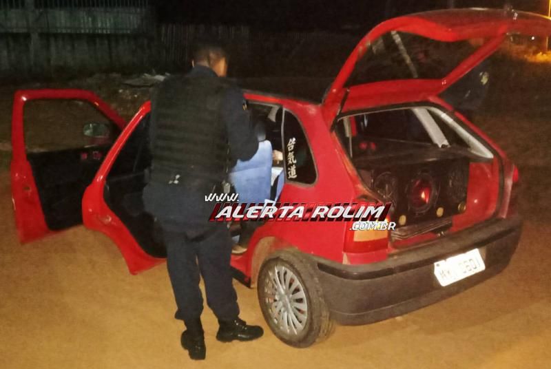 Dois homens foram presos pela PM no distrito em Migrantinópolis, durante a OPERAÇÃO FORÇA TOTAL por porte ilegal de arma de fogo Dois homens foram presos pela PM no distrito em Migrantinópolis, durante a OPERAÇÃO FORÇA TOTAL por porte ilegal de arma de fogo