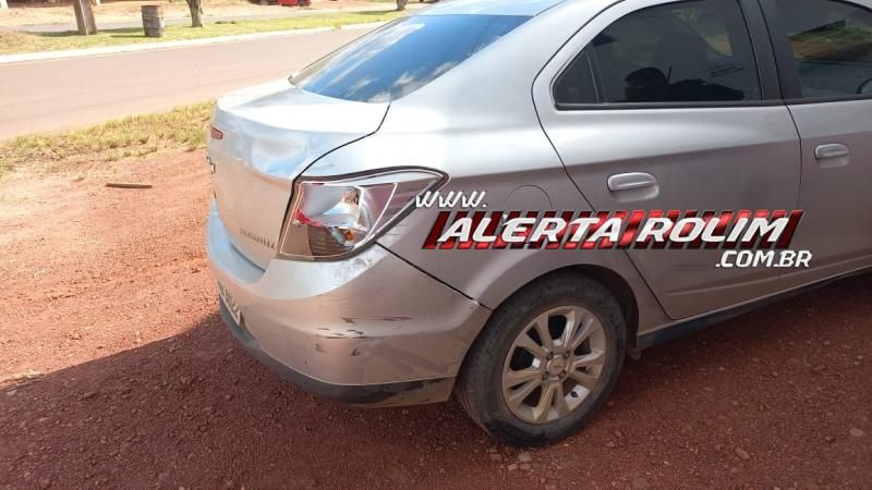 Motociclista foi socorrido após bater na traseira de carro no bairro Cidade Alta em Rolim de Moura Motociclista foi socorrido após bater na traseira de carro no bairro Cidade Alta em Rolim de Moura