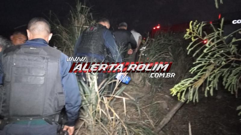 Motorista de caminhonete foi parar em ribanceira após perder o controle da direção na RO 383 em Rolim de Moura Motorista de caminhonete foi parar em ribanceira após perder o controle da direção na RO 383 em Rolim de Moura