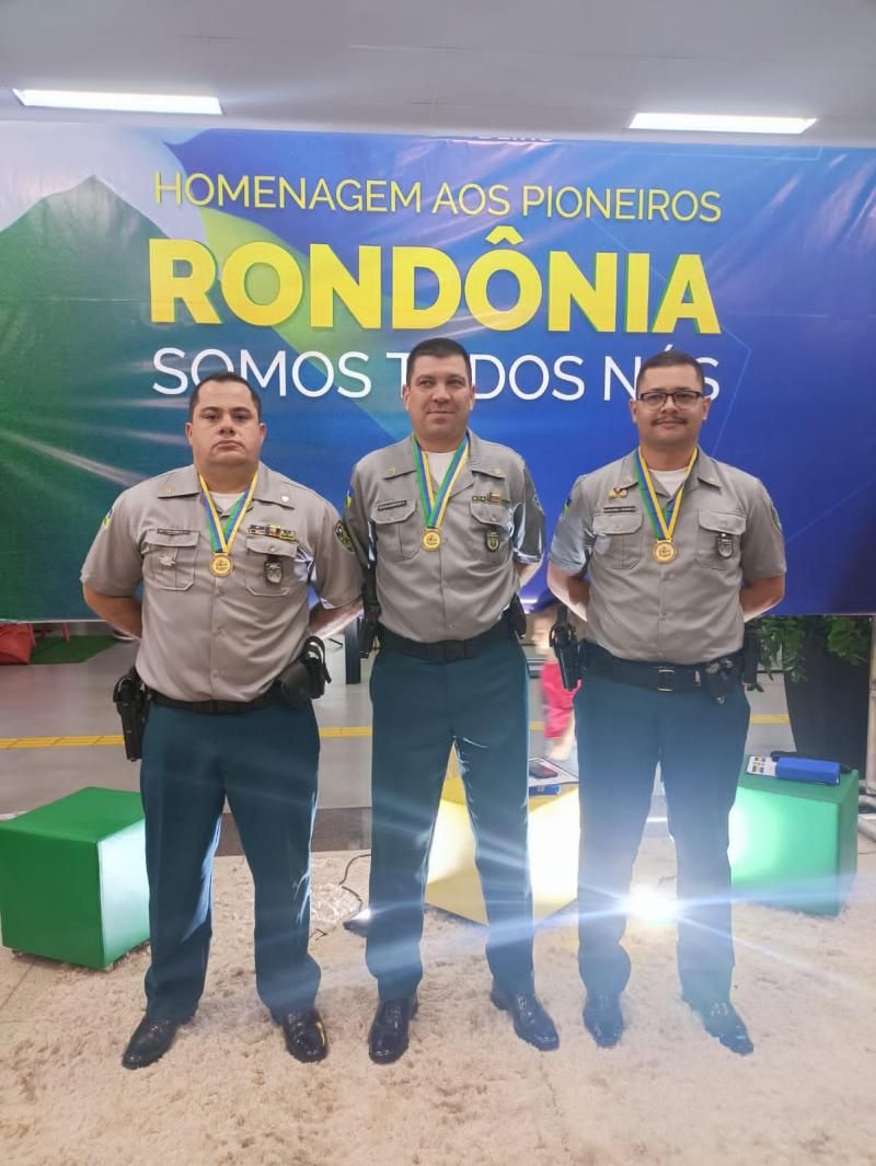 Policiais Militares do 10º BPM foram homenageados por ações reconhecidas como Ato de Bravura pela Assembleia Legislativa Policiais Militares do 10º BPM foram homenageados por ações reconhecidas como Ato de Bravura pela Assembleia Legislativa