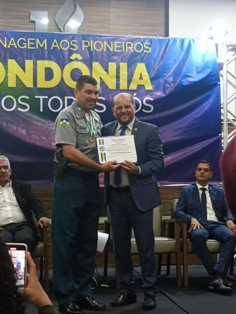 Policiais Militares do 10º BPM foram homenageados por ações reconhecidas como Ato de Bravura pela Assembleia Legislativa Policiais Militares do 10º BPM foram homenageados por ações reconhecidas como Ato de Bravura pela Assembleia Legislativa