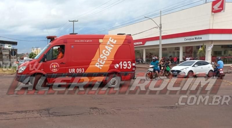 Segundo acidente de trânsito do dia deixou uma pessoa ferida em Rolim de Moura - Vídeo Segundo acidente de trânsito do dia deixou uma pessoa ferida em Rolim de Moura - Vídeo