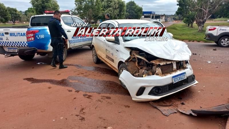 Acidente envolvendo veículo da SEMUSA de Alto Alegre foi registrado nesta manhã em Rolim de Moura Acidente envolvendo veículo da SEMUSA de Alto Alegre foi registrado nesta manhã em Rolim de Moura