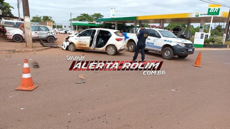 Acidente envolvendo veículo da SEMUSA de Alto Alegre foi registrado nesta manhã em Rolim de Moura Acidente envolvendo veículo da SEMUSA de Alto Alegre foi registrado nesta manhã em Rolim de Moura