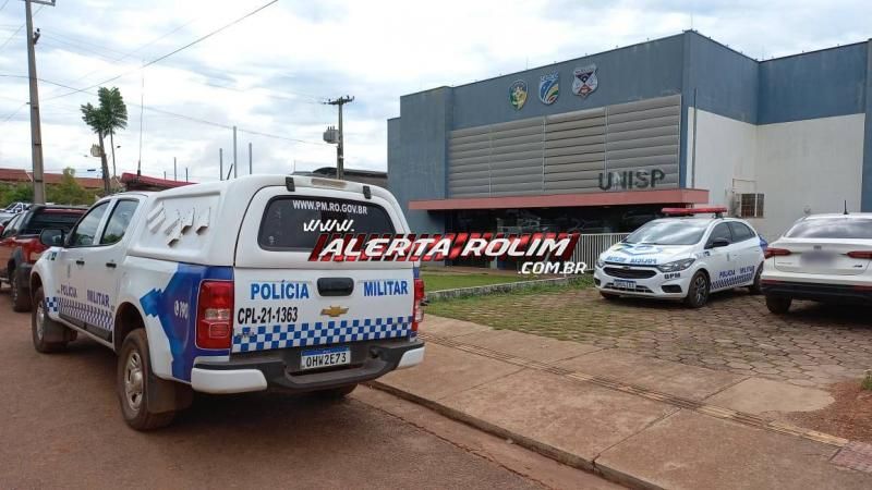 Acusados de crime de homicídio foram presos durante trabalho em conjunto da Polícia Civil e Polícia Militar em Rolim de Moura - Vídeo Acusados de crime de homicídio foram presos durante trabalho em conjunto da Polícia Civil e Polícia Militar em Rolim de Moura - Vídeo