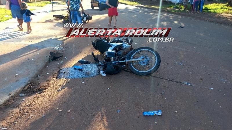 Após avançar via e ocasionar acidente, motociclista se evadiu do local antes da chegada da PM em Rolim de Moura - Vídeo Após avançar via e ocasionar acidente, motociclista se evadiu do local antes da chegada da PM em Rolim de Moura - Vídeo