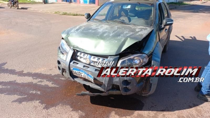 Colisão entre dois carros foi registrada nesta manhã no bairro Planalto em Rolim de Moura Colisão entre dois carros foi registrada nesta manhã no bairro Planalto em Rolim de Moura