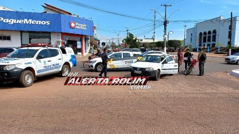 Colisão entre dois veículos foi registrada pela PM nesta segunda-feira em Rolim de Moura Colisão entre dois veículos foi registrada pela PM nesta segunda-feira em Rolim de Moura