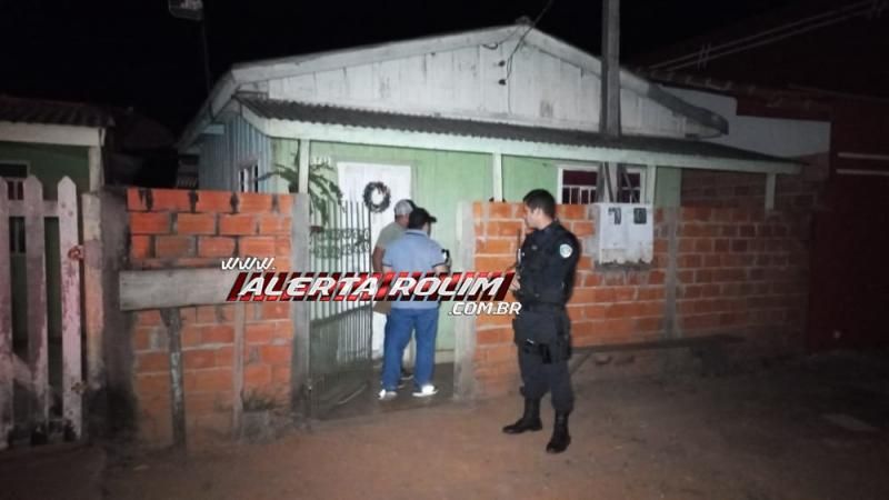 Filha vai até a casa da mãe e a encontra morta em Rolim de Moura Filha vai até a casa da mãe e a encontra morta em Rolim de Moura