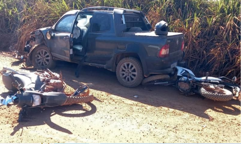 Homem morreu após acidente entre carro e moto na RO 370 em Alto Alegre dos Parecis Homem morreu após acidente entre carro e moto na RO 370 em Alto Alegre dos Parecis