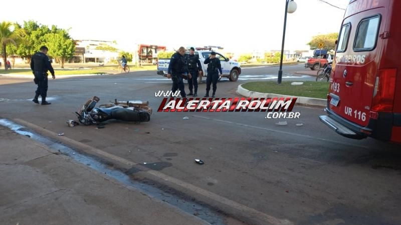 Acidente de trânsito foi registrado nesta manhã no Centro de Rolim de Moura Acidente de trânsito foi registrado nesta manhã no Centro de Rolim de Moura