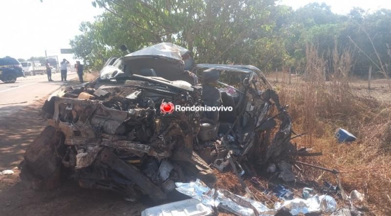 ATUALIZADA – Após comemorarem aniversário de familiar em Rolim de Moura, pai e filho morreram em grave acidente na BR 364 enquanto voltavam para casa ATUALIZADA – Após comemorarem aniversário de familiar em Rolim de Moura, pai e filho morreram em grave acidente na BR 364 enquanto voltavam para casa