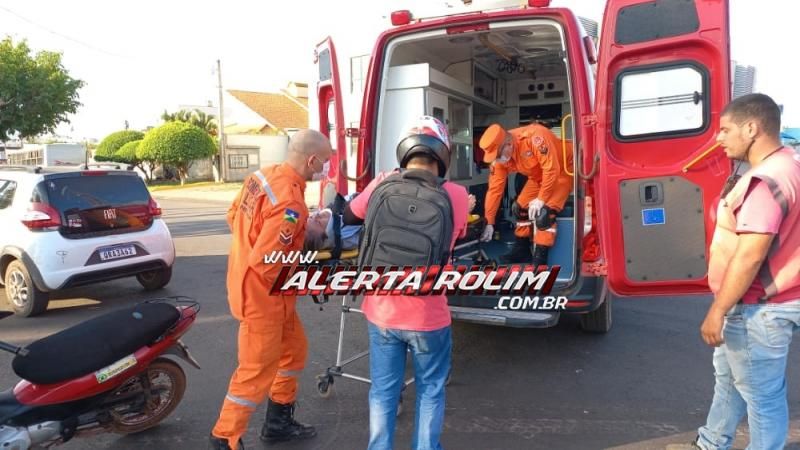 Colisão entre carro e moto na Barão de Melgaço resultou em uma pessoa ferida em Rolim de Moura Colisão entre carro e moto na Barão de Melgaço resultou em uma pessoa ferida em Rolim de Moura